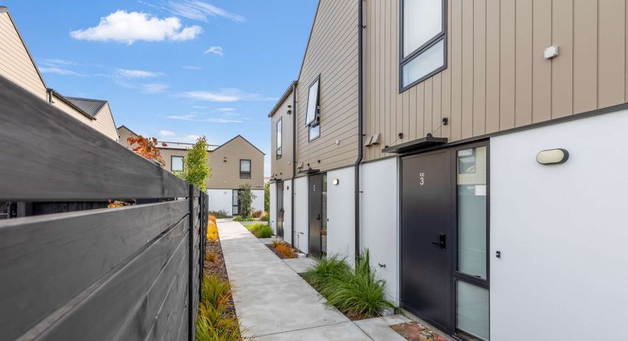  at 2/102 Ruskin Street, Addington, Christchurch City, Canterbury