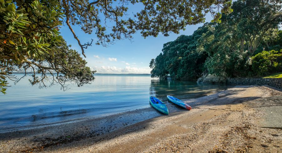  at 14A Harbour View Road, Point Chevalier, Auckland
