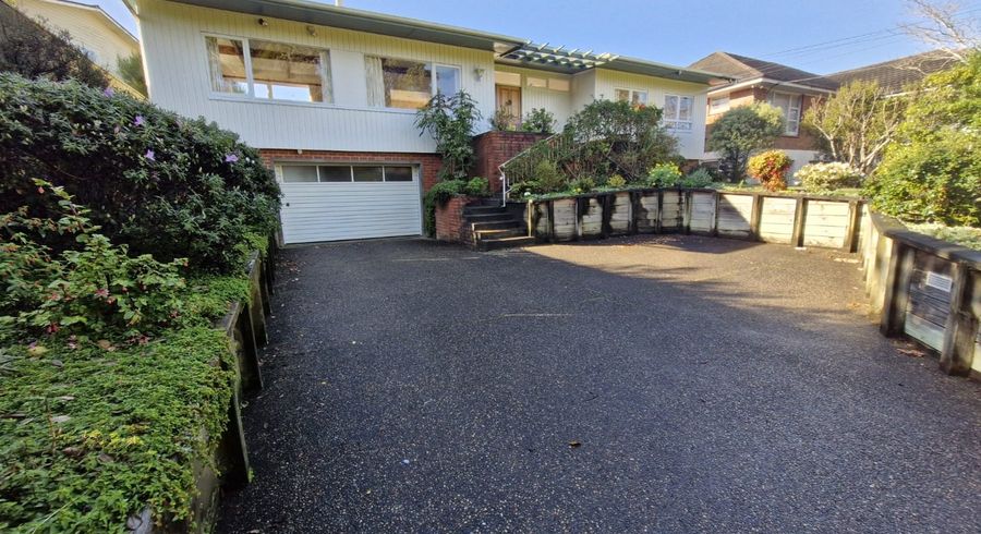  at 542 South Titirangi Road, Titirangi, Auckland