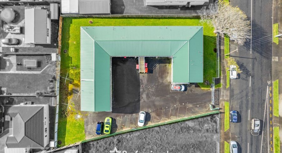  at 121-123J Bell Road, Waiwhetu, Lower Hutt, Wellington
