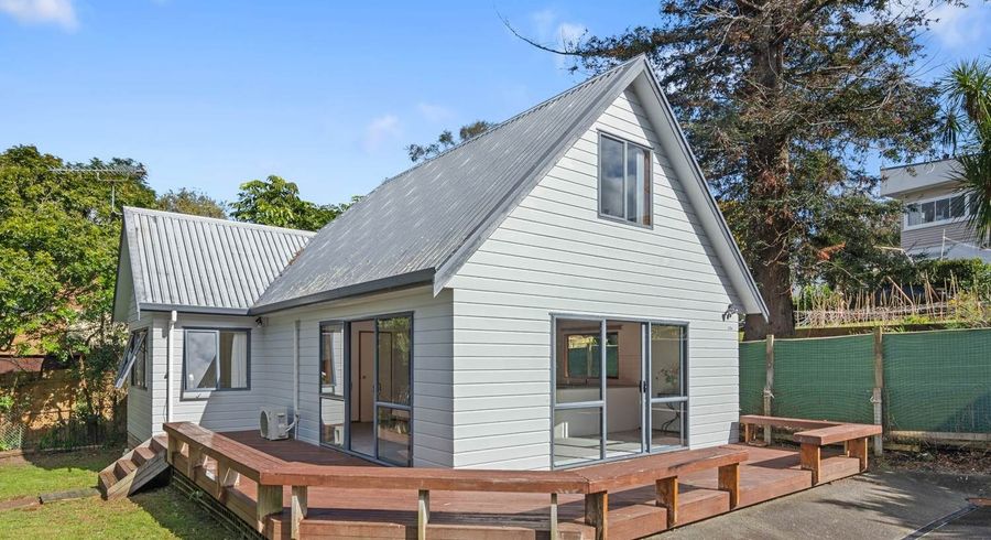  at 29A Auld Street, Torbay, Auckland