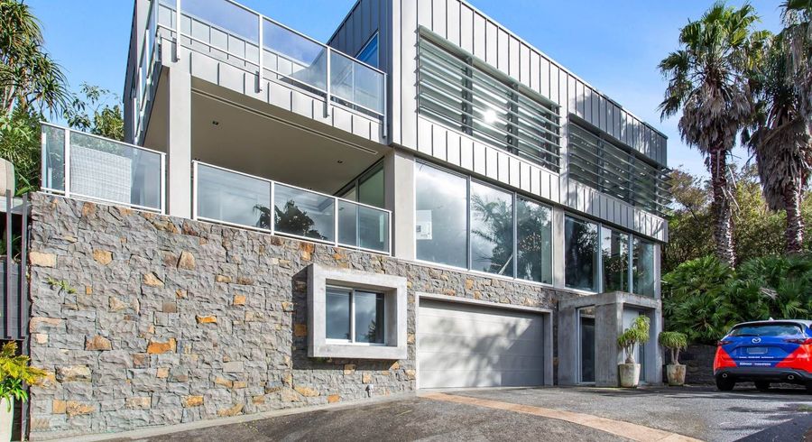  at 18 Rangimarie Road, Swanson, Auckland