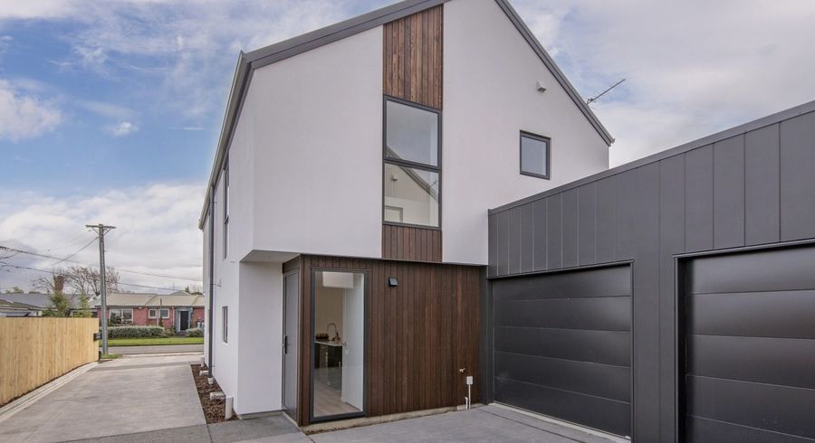  at 2/4 Mountfort Street, Spreydon, Christchurch City, Canterbury