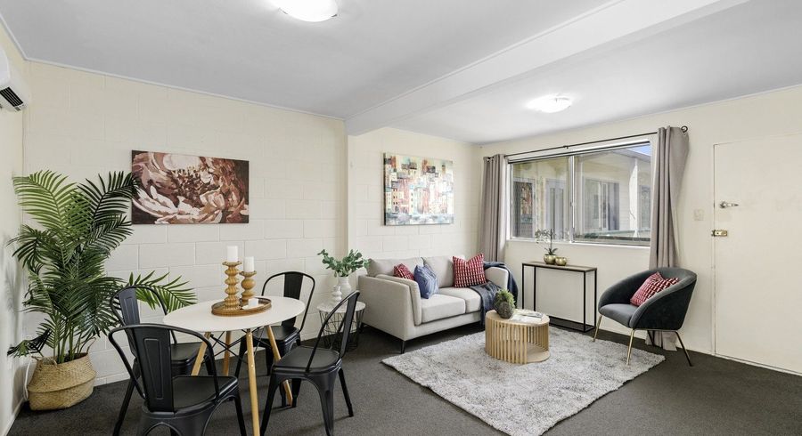  at 8/19 Pirie Crescent, Moera, Lower Hutt, Wellington