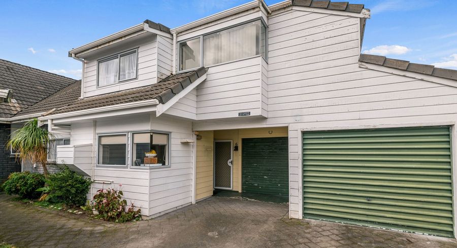  at 4F Lytton Street, Glenholme, Rotorua, Bay Of Plenty