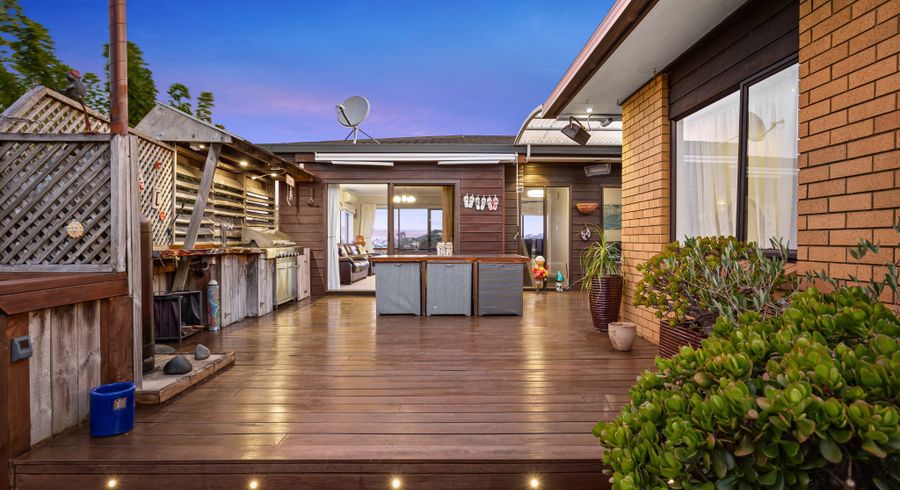  at 43 Polkinghorne Drive, Manly, Rodney, Auckland