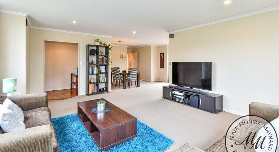  at 39D Chieftain Rise, Goodwood Heights, Auckland