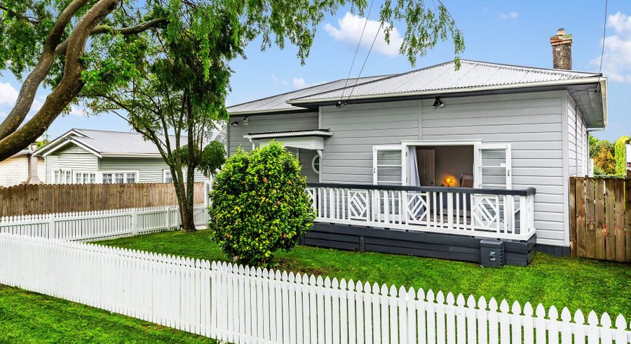  at 34 Lippiatt Road, Otahuhu, Auckland