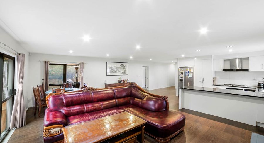  at 307A Albany Highway, Rosedale, Auckland