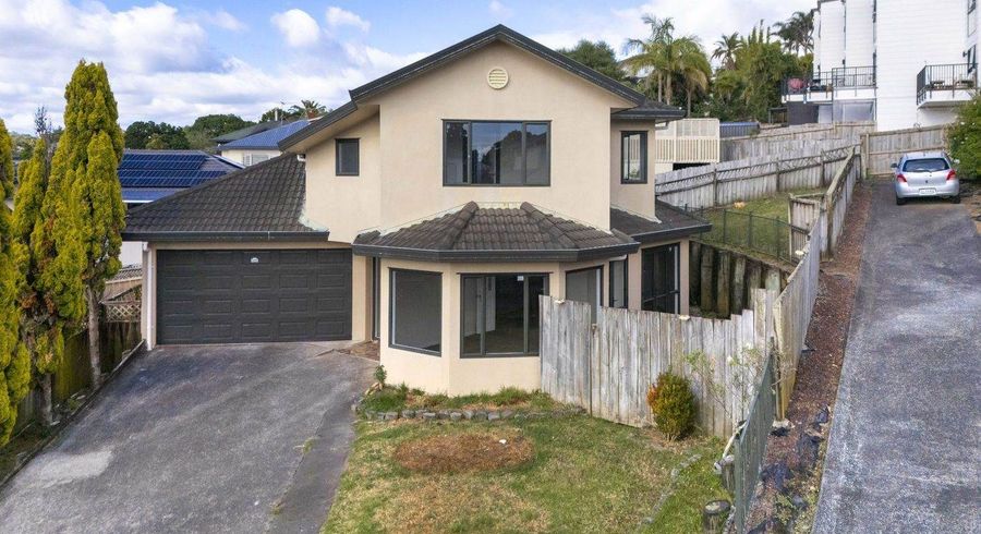  at 2/14 Mossop Rise, Glenfield, North Shore City, Auckland
