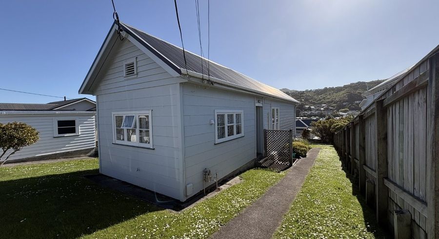  at 84 Tiber Street, Island Bay, Wellington