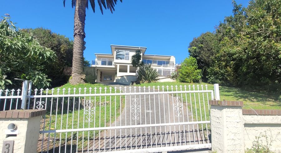  at 3 Moera Place, Stanmore Bay, Rodney, Auckland