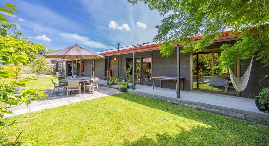  at 8 Sharpley Place, Chartwell, Hamilton