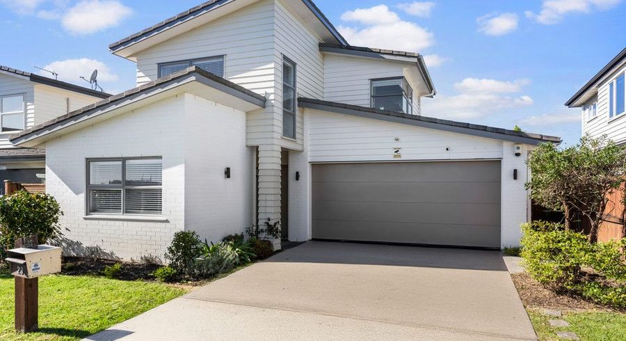  at 23 Brookview Drive, Flat Bush, Auckland
