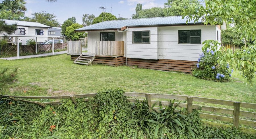  at 14 Manor Place, Bader, Hamilton, Waikato