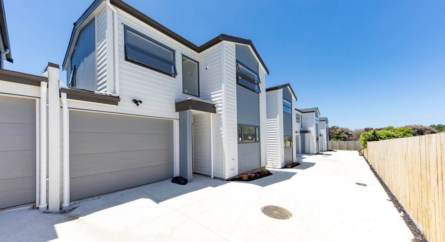  at 40B Wimbledon Crescent, Glen Innes, Auckland