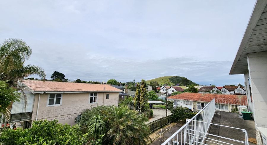  at 7 Clare Place, Favona, Auckland