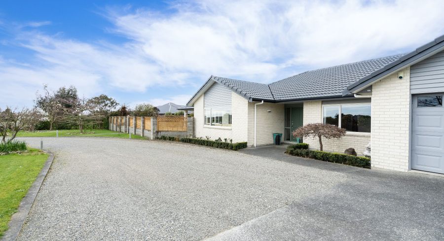  at 6 Arete LANE, Levin, Levin