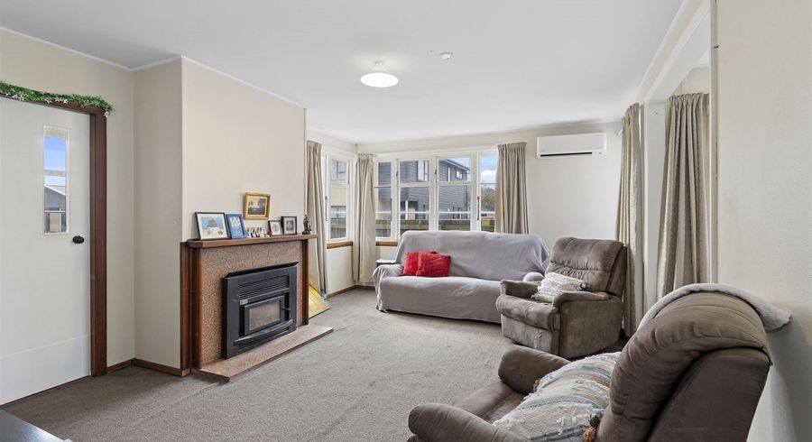  at 6 Dickson Crescent, Hornby, Christchurch