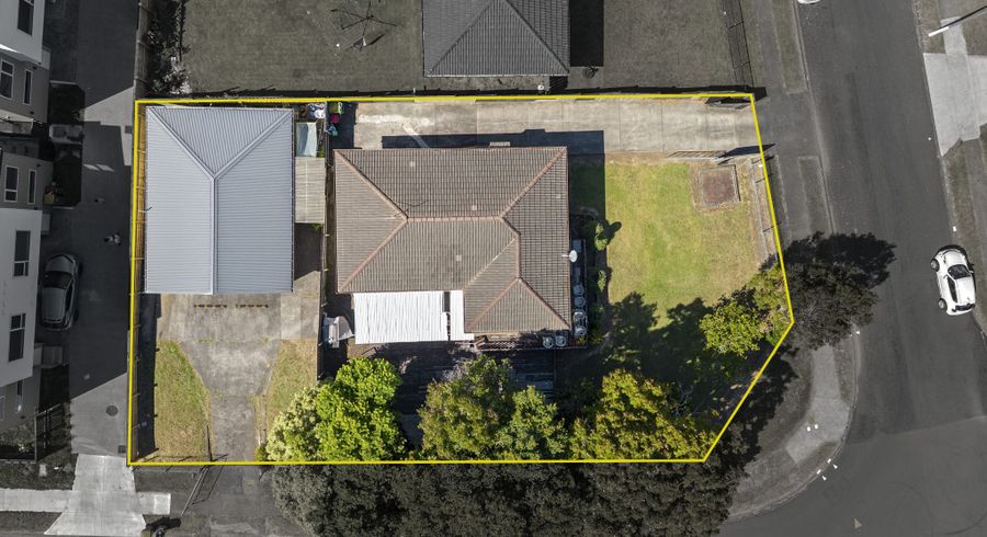  at 18 Volante Avenue, Wattle Downs, Manukau City, Auckland
