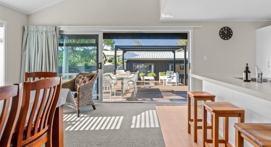  at 6 Kent Avenue, Waitarere Beach, Horowhenua, Manawatu / Whanganui