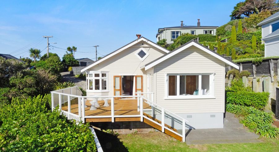  at 4 Mertoun Terrace, Kelburn, Wellington, Wellington