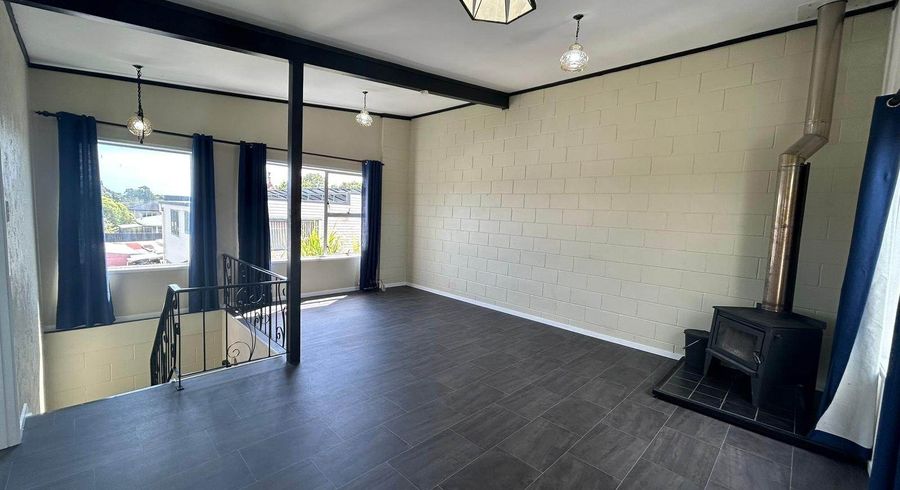  at 2/66 Hillcrest Road, Papatoetoe, Manukau City, Auckland