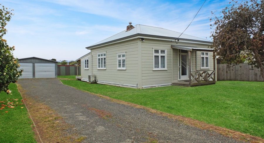  at 37 Cook Street, Foxton, Foxton