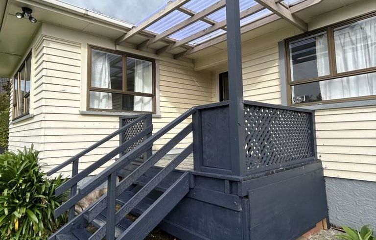  at 20 Kauri Glen, Northcote, North Shore City, Auckland