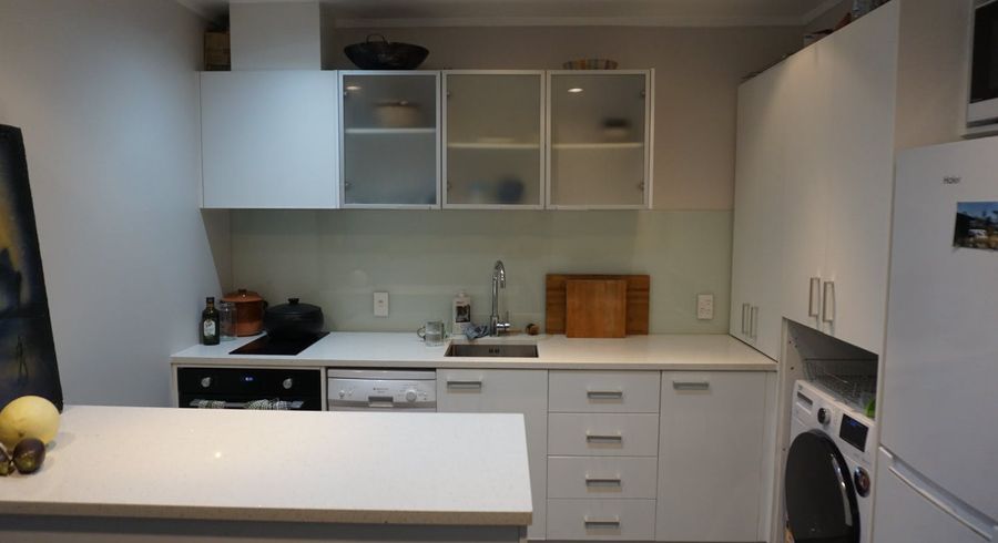  at 427/184 Symonds Street, Grafton, Auckland