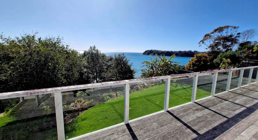  at 10 Joydon Place, Stanmore Bay, Whangaparaoa