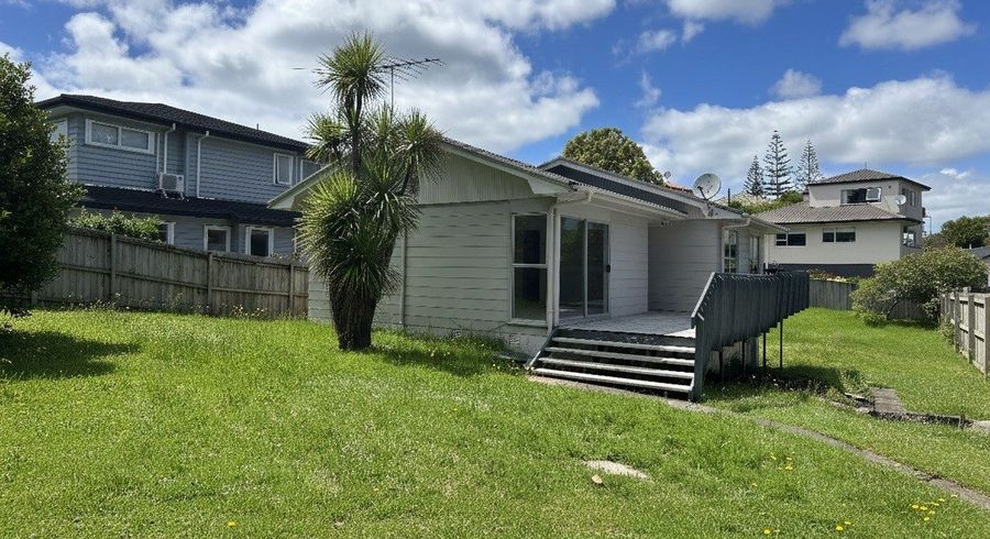  at 43 Lavery Place, Sunnynook, North Shore City, Auckland