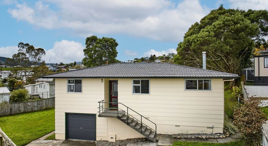  at 7 Edelweiss Grove, Timberlea, Upper Hutt, Wellington