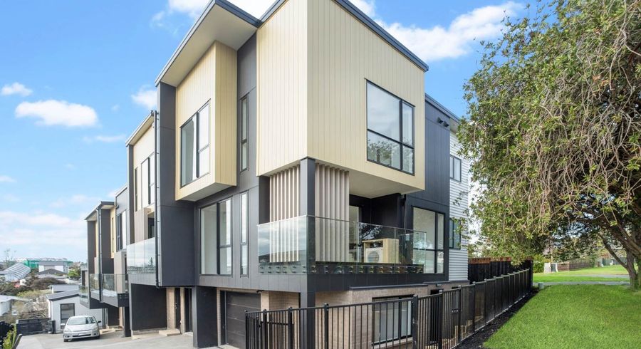  at 4/53 Drake Street, Howick, Manukau City, Auckland