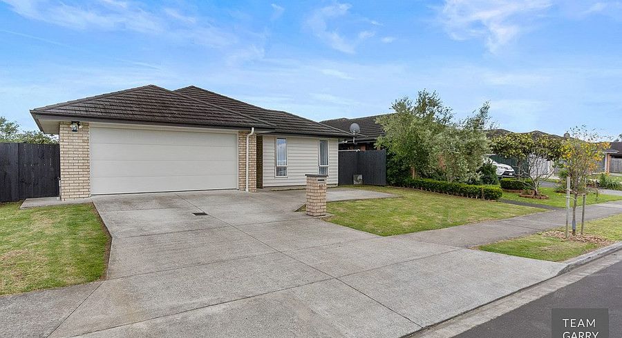  at 17 Captain Mitchell Drive, Opaheke, Papakura