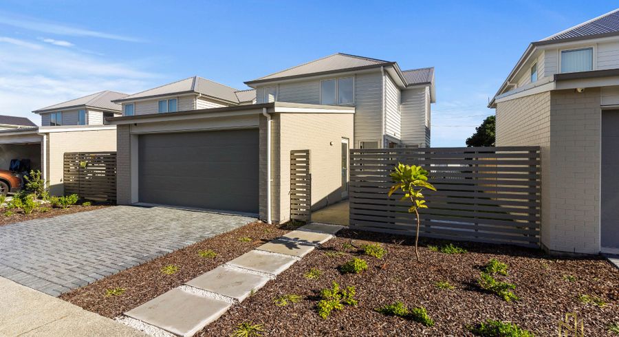  at 22 Aeronautic Road, Takanini, Papakura, Auckland