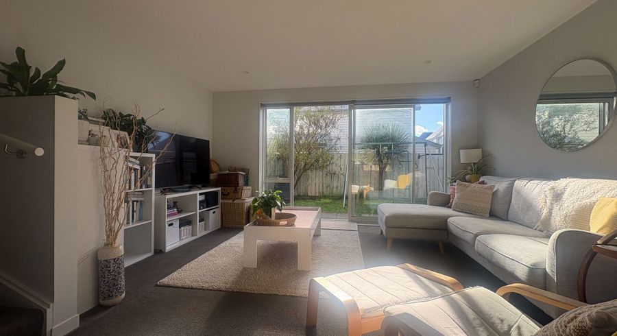 at 10/2 Stone St, Miramar, Wellington, Wellington