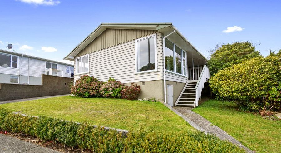  at 252 Dowse Drive, Maungaraki, Lower Hutt