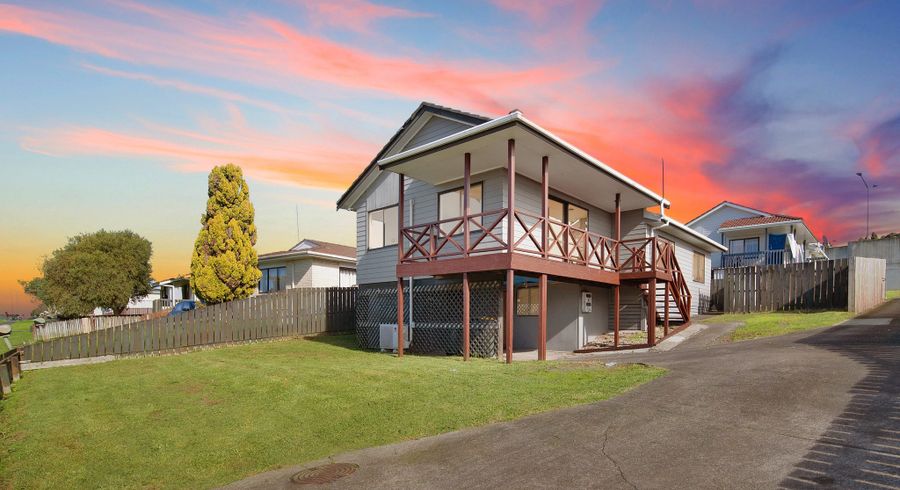 at 1/31 Shifnal Drive, Randwick Park, Manukau City, Auckland