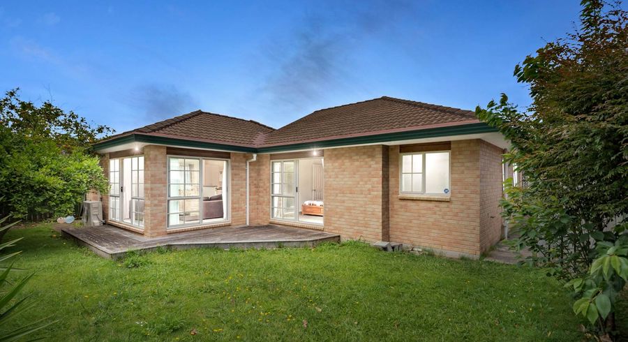  at 2/75 Jellicoe Road, Manurewa, Auckland