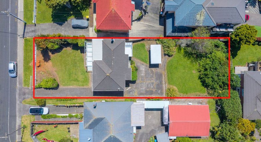  at 74 Oakdale Road, Hillsborough, Auckland City, Auckland