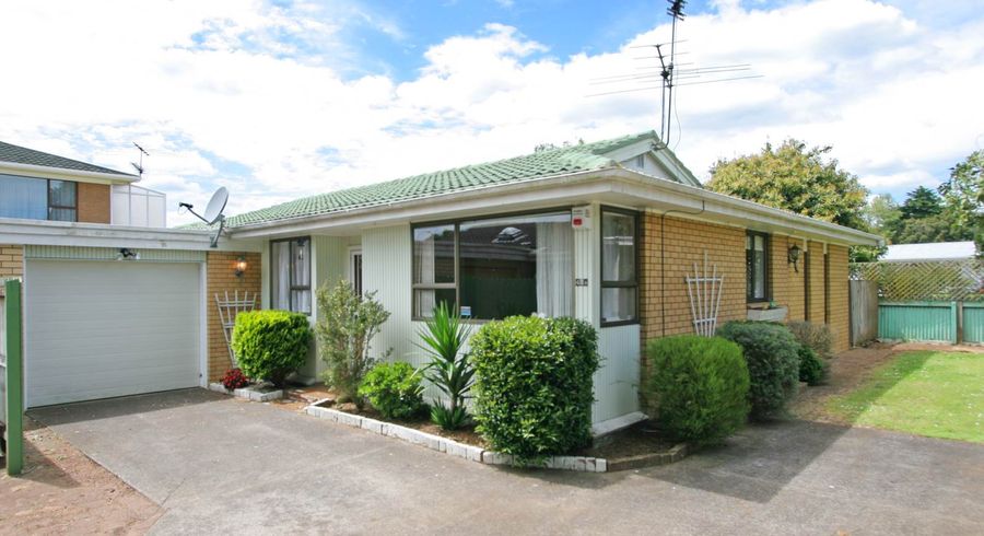  at 42B Windoma Circle, Manukau, Auckland