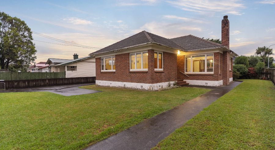 at 1191 New North Road, Mount Albert, Auckland