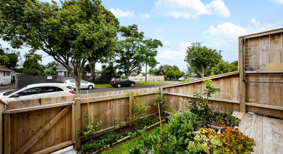  at 29A Kawiti Avenue, Point England, Auckland