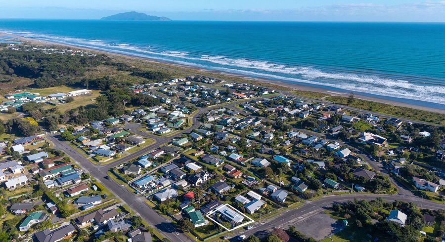  at 45A Tasman Road, Otaki Beach, Kapiti Coast, Wellington