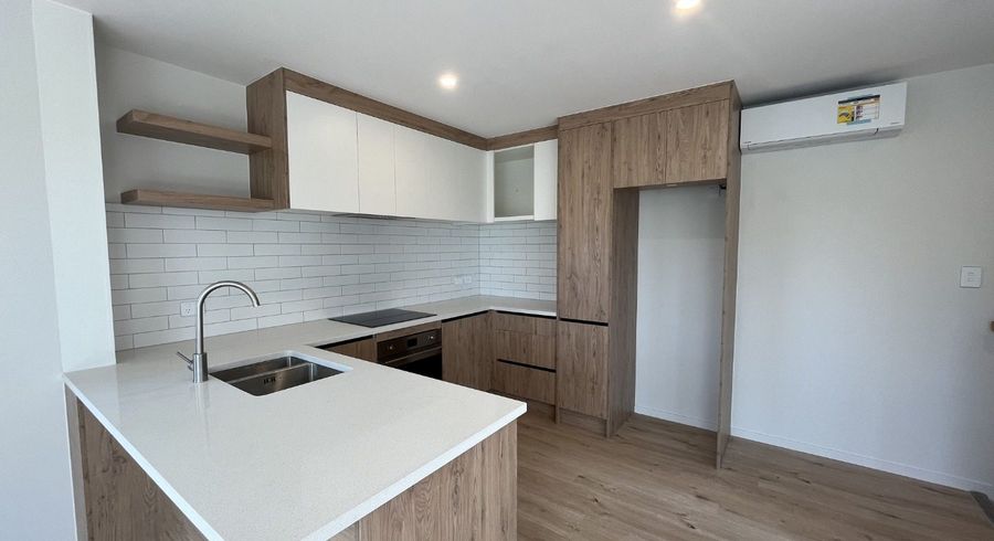  at 1/264 Rangatira Road, Beach Haven, North Shore City, Auckland