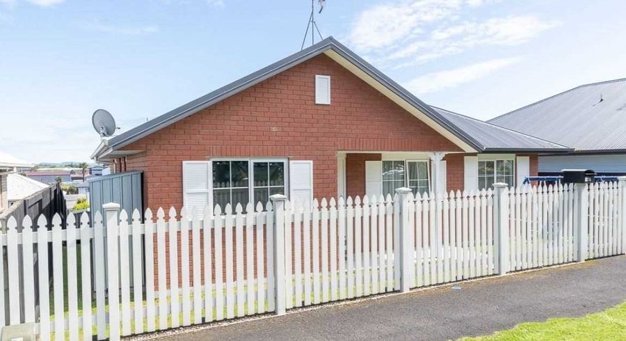  at 74 Queens Avenue, Frankton, Hamilton, Waikato