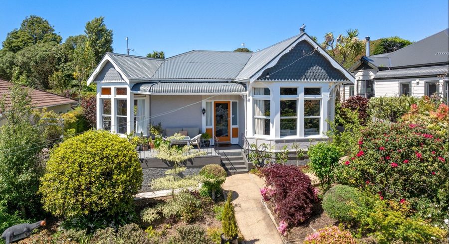  at 18 Northview Crescent, Belleknowes, Dunedin