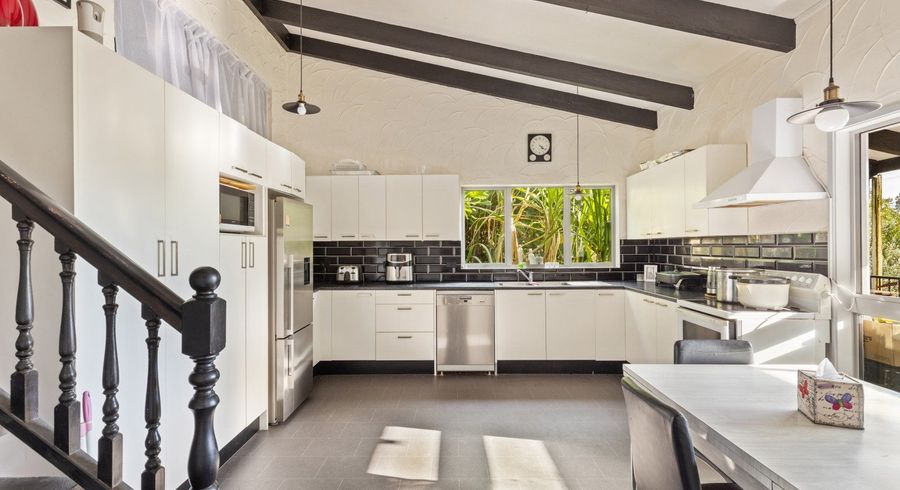  at 130 Smart Road, Glen Avon, New Plymouth, Taranaki
