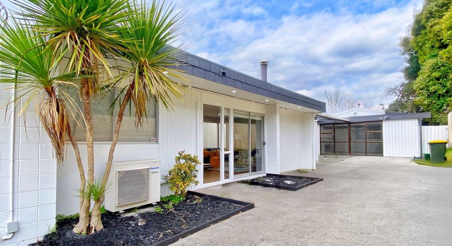  at 2/8 Wilbur Place, Pakuranga Heights, Auckland